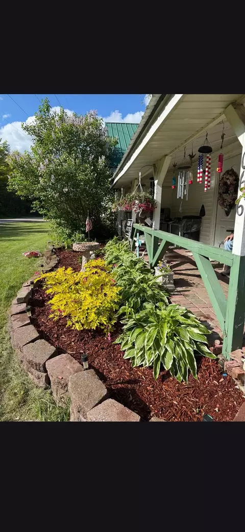 Exterior - 1066 Oberlin, Gladwin, MI 48624 photo 2 of 6