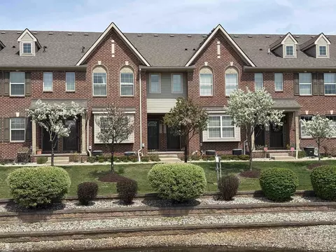13113 Woodridge #7, Plymouth, MI 48170