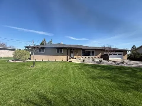 952 W Borton, Essexville, MI 48732