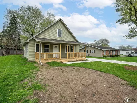 Exterior - 3019 8th, Monroe, MI 48162 photo 4 of 10