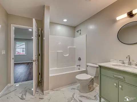 Bath - 3019 8th, Monroe, MI 48162 photo 1 of 5