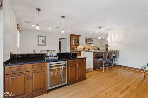 Kitchen - 847 Whittier, Grosse Pointe Park, MI 48230 photo 9 of 9