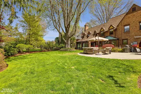 Exterior - 847 Whittier, Grosse Pointe Park, MI 48230 photo 26 of 30