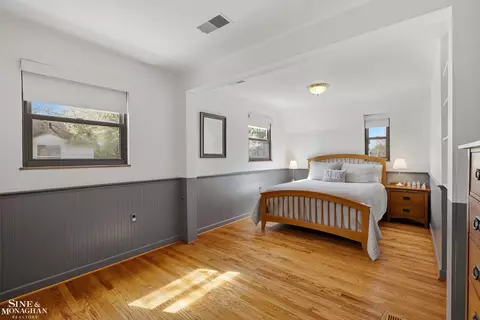 Bedroom - 847 Whittier, Grosse Pointe Park, MI 48230 photo 8 of 9