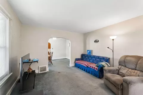 Living - 3293 E Pierson, Flint, MI 48506 photo 1 of 2