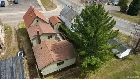 View/Area - 914 N Elevation, Hancock, MI 49930 photo 2 of 5