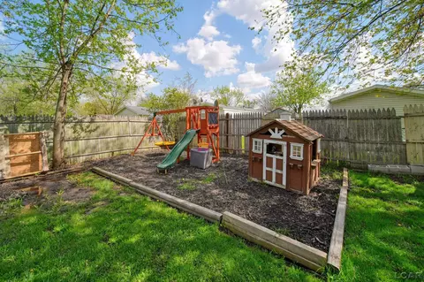 Exterior - 422 May, Adrian, MI 49221 photo 13 of 15