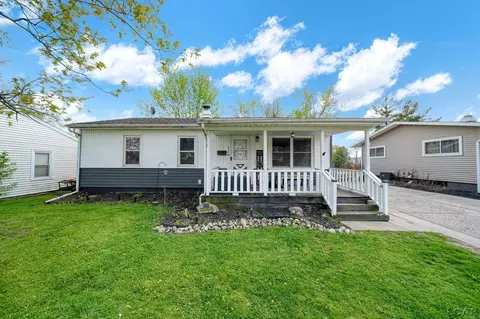 422 May, Adrian, MI 49221