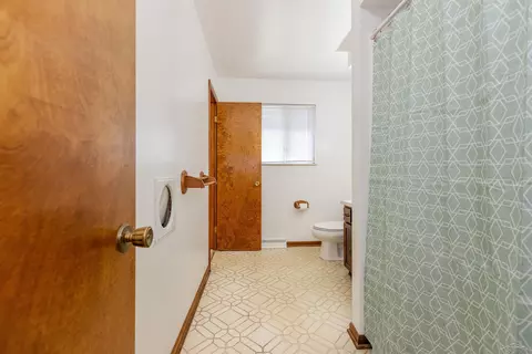 Bath - 12691 S Basell, Hemlock, MI 48626 photo 2 of 3