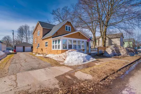 Exterior - 630 Wabash, Ishpeming, MI 49849 photo 2 of 9