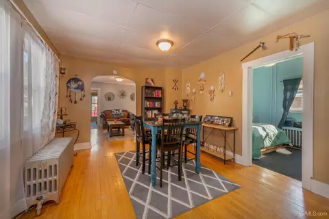 Dining - 630 Wabash, Ishpeming, MI 49849 photo 1 of 2