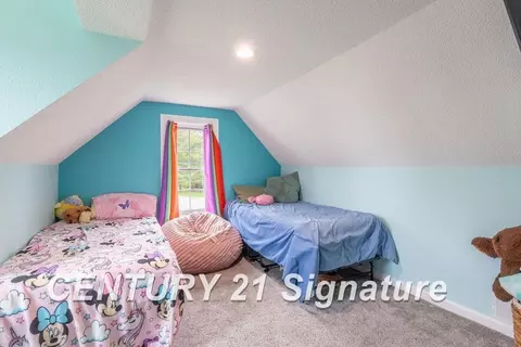 Bedroom - 7151 N Seymour, Flushing, MI 48433 photo 1 of 3