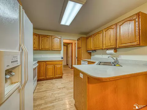 Kitchen - 14353 Canterbury, Monroe, MI 48161 photo 1 of 3