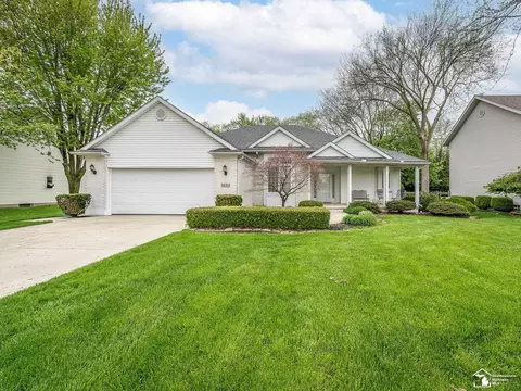 14353 Canterbury, Monroe, MI 48161
