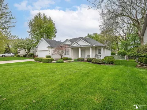 Exterior - 14353 Canterbury, Monroe, MI 48161 photo 9 of 10