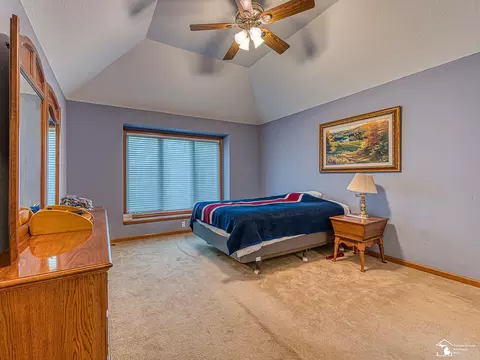 Bedroom - 14353 Canterbury, Monroe, MI 48161 photo 3 of 4