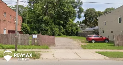 1108 Page, Jackson, MI 49203 photo 3