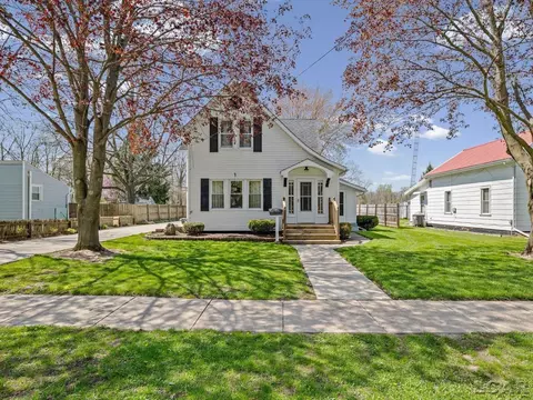 326 Pearl, Blissfield, MI 49228