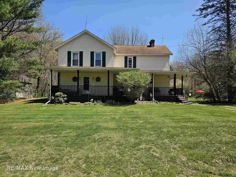 6135 Fort, Birch Run, MI 48415