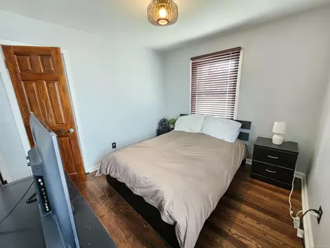 Bedroom - 33988 Currier, Wayne, MI 48184 photo 3 of 9