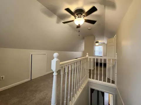 Entry Way - 33988 Currier, Wayne, MI 48184 photo 9 of 14