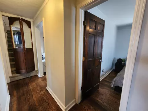 Entry Way - 33988 Currier, Wayne, MI 48184 photo 5 of 14