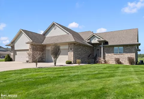 5418 Babcock, Lexington, MI 48450