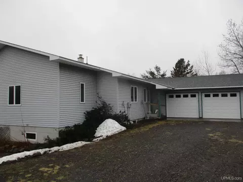 51345 N Superior #2, Houghton, MI 49931