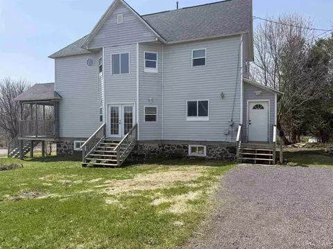 56199 Columbia, Calumet, MI 49913