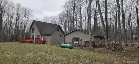 Exterior - 5784 E Maple Ridge 37th, Rock, MI 49880 photo 2 of 13