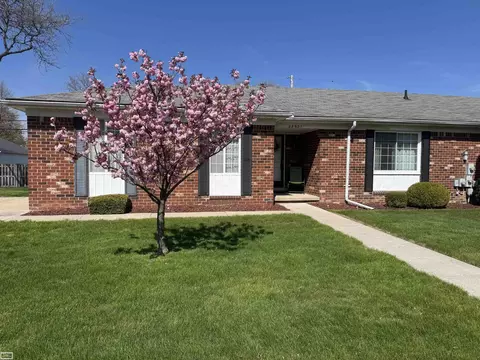 22821 Shoreview, Saint Clair Shores, MI 48082