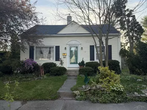 305 S Cornell, Bay City, MI 48708