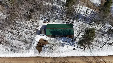 View/Area - 7122 Maple Grv, Munising, MI 49862 photo 6 of 6