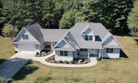 5605 N N Shr, Pinconning, MI 48650