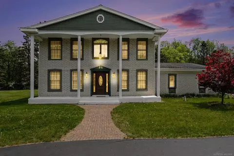 3285 Hosner, Dryden, MI 48428
