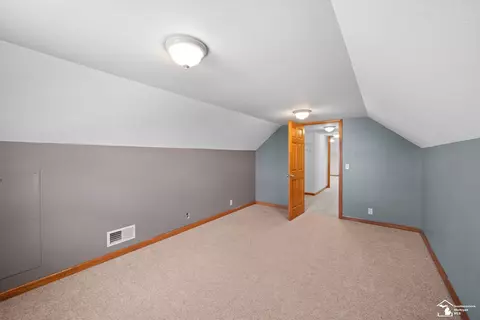Bedroom - 8911 Schroeder, Riga, MI 49276 photo 5 of 6