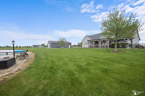 Exterior - 8911 Schroeder, Riga, MI 49276 photo 8 of 8