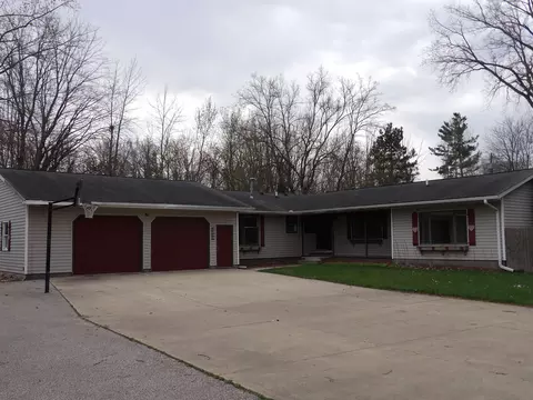 2844 Tupper, Bay City, MI 48706