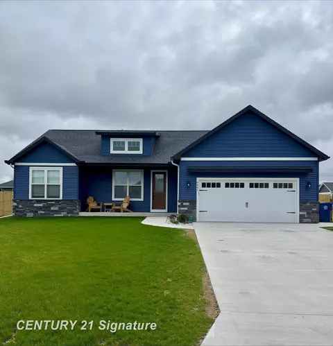 8442 Oakhill, Freeland, MI 48623