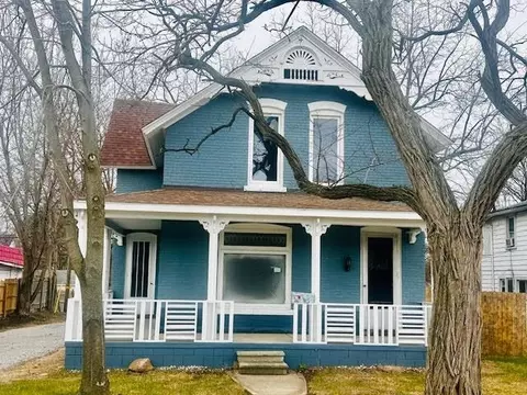 273 Southbound Gratiot, Mount Clemens, MI 48043