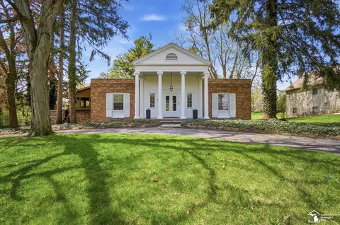 325 N Scott, Adrian, MI 49221
