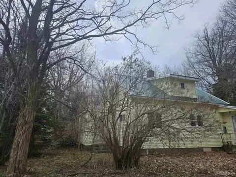 716 S Steel, Ontonagon, MI 49953