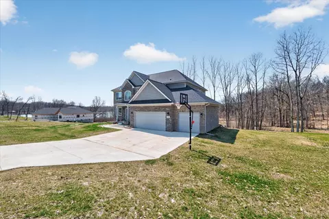 126 Parker, Ortonville, MI 48462