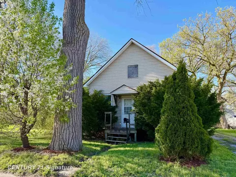 2731 E Holland, Saginaw, MI 48601