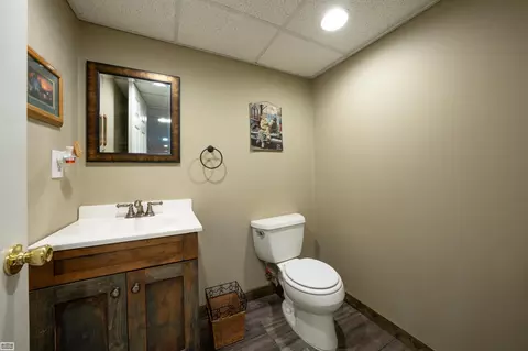 Bath - 50492 Alden, Macomb, MI 48044 photo 3 of 3