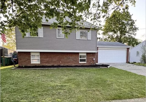 5724 Cranston, Portage, MI 49002