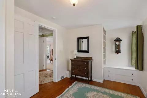 Entry Way - 449 Allard, Grosse Pointe Farms, MI 48236 photo 2 of 2