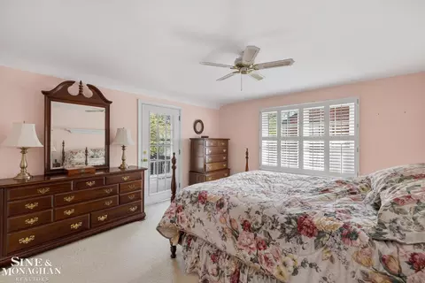 Bedroom - 449 Allard, Grosse Pointe Farms, MI 48236 photo 1 of 4