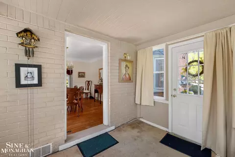 Exterior - 449 Allard, Grosse Pointe Farms, MI 48236 photo 3 of 11