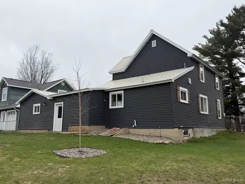 Exterior - 475 River, Ishpeming, MI 49849 photo 5 of 6
